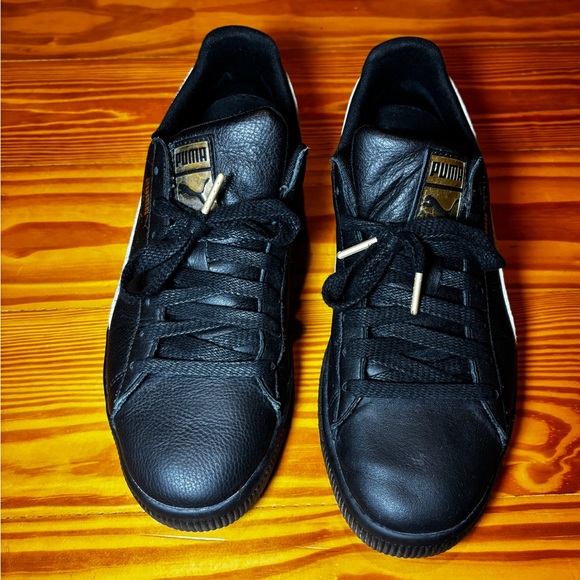 Men’s size 11 - Puma Clyde - Picture 3 of 3